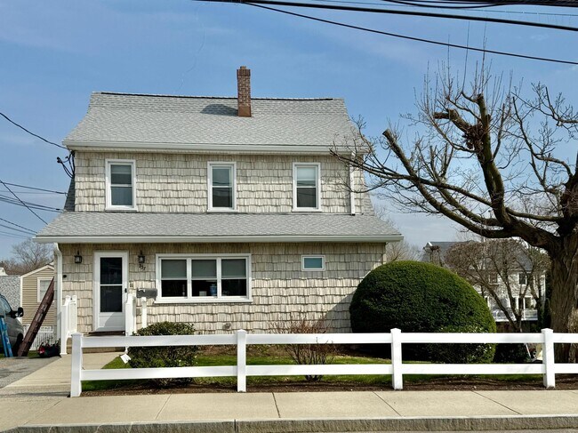 237 Hamilton Ave