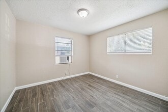 5107 Clover St in Houston, TX - Building Photo - Building Photo