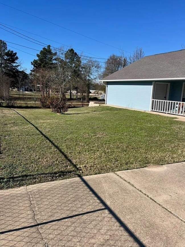 11055 County Rd 219 in Tyler, TX - Building Photo - Building Photo