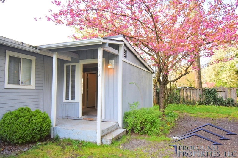 13103 SE Lincoln St in Portland, OR - Building Photo