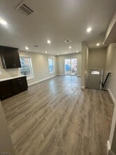 393 E 27th St in Paterson, NJ - Building Photo - Building Photo