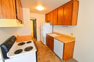 400 S Saliman Rd in Carson City, NV - Foto de edificio - Building Photo