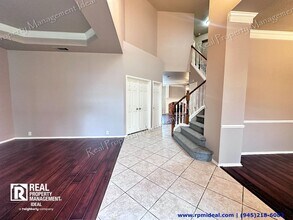 8801 Vernon Ct in Plano, TX - Building Photo - Building Photo