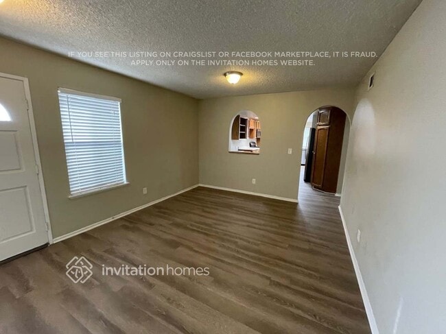 11579 Ridgecrest Ln in Moreno Valley, CA - Foto de edificio - Building Photo