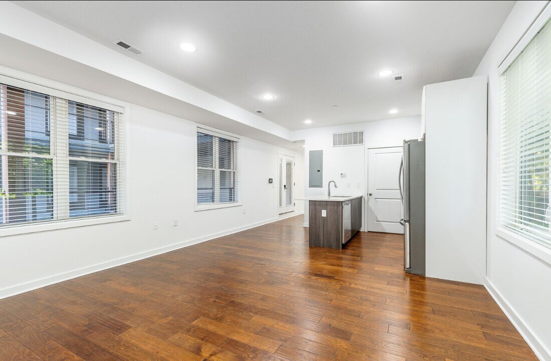 1214 N 5th St, Unit 10 in Philadelphia, PA - Building Photo