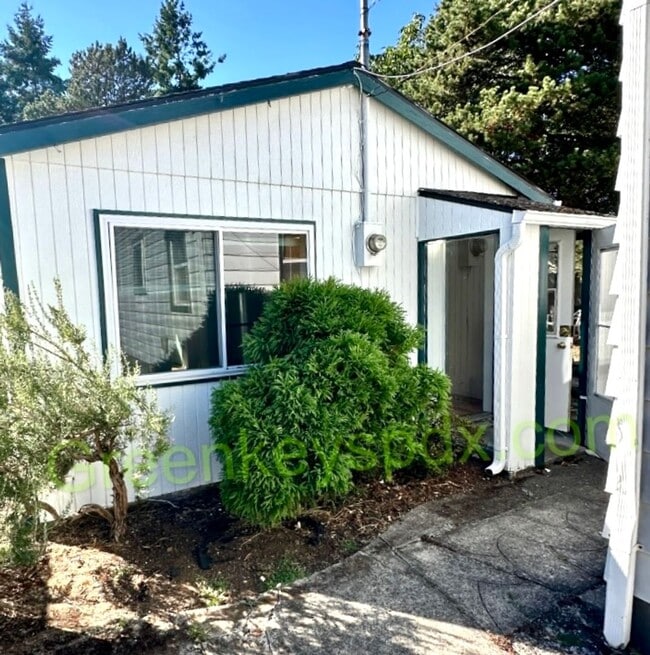 3131 SE 55th Ave