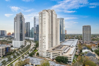 Camden Post Oak in Houston, TX - Foto de edificio - Building Photo