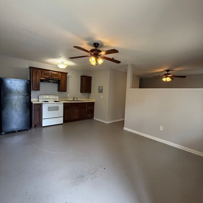 property at 137 New Dallas Hwy