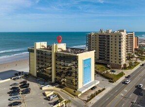 1909 S Atlantic Ave in Daytona Beach, FL - Building Photo - Building Photo