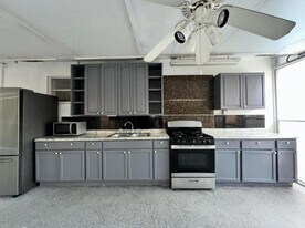 2935 Alabama St in West Palm Beach, FL - Building Photo