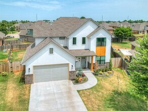 1413 Zachary Ln in Norman, OK - Building Photo - Building Photo