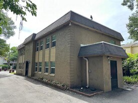 726 Edgewater Dr in Orlando, FL - Building Photo