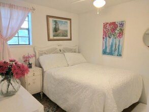 8035 NW 120th St in Reddick, FL - Foto de edificio - Building Photo