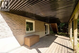 15 Oliver Ct in Kitchener, ON - Building Photo - Building Photo