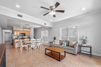 1336 W Lagoon Ave in Gulf Shores, AL - Building Photo - Building Photo