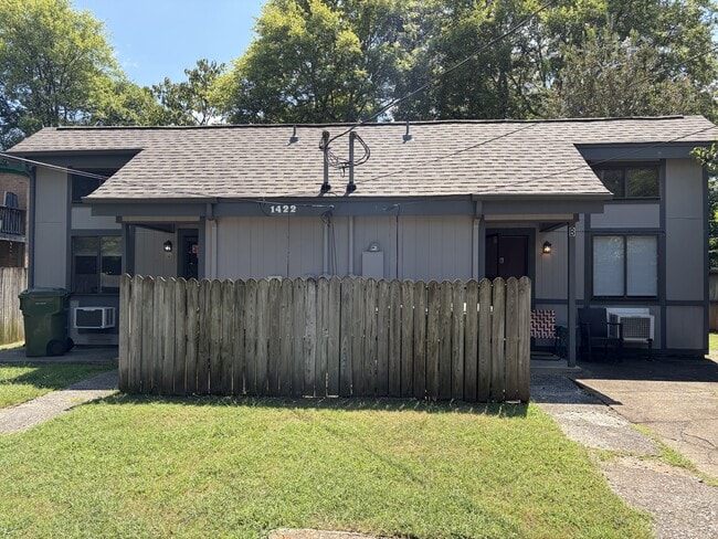 property at 1422 Humes Ave NE