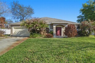 5810 Hummingbird Ct in Titusville, FL - Building Photo