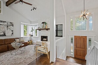 6841 Woodcreek Ln in Douglasville, GA - Building Photo - Building Photo