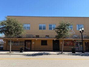 221 S Parramore Ave in Orlando, FL - Building Photo - Building Photo