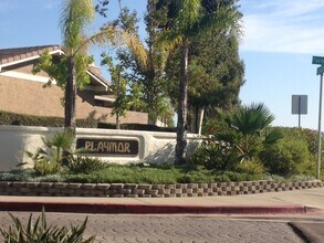 17434 Fairlie Rd in San Diego, CA - Building Photo - Building Photo