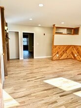 15 Summer St, Unit Side in Easthampton, MA - Building Photo - Building Photo