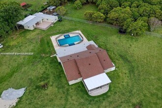 25040 SW 222nd Ave in Homestead, FL - Building Photo - Building Photo