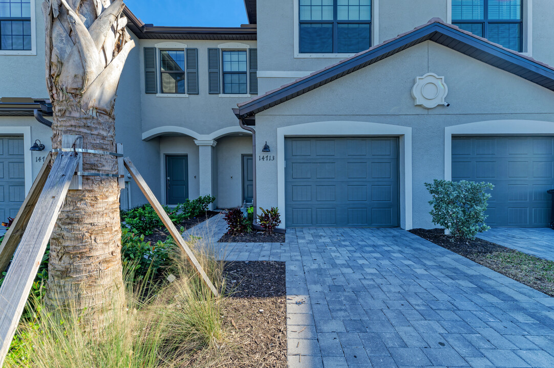 14713 Lyla Ter in Bradenton, FL - Building Photo