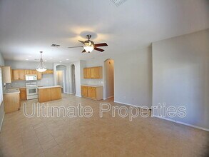 8336 W Pontiac Dr in Peoria, AZ - Building Photo - Building Photo