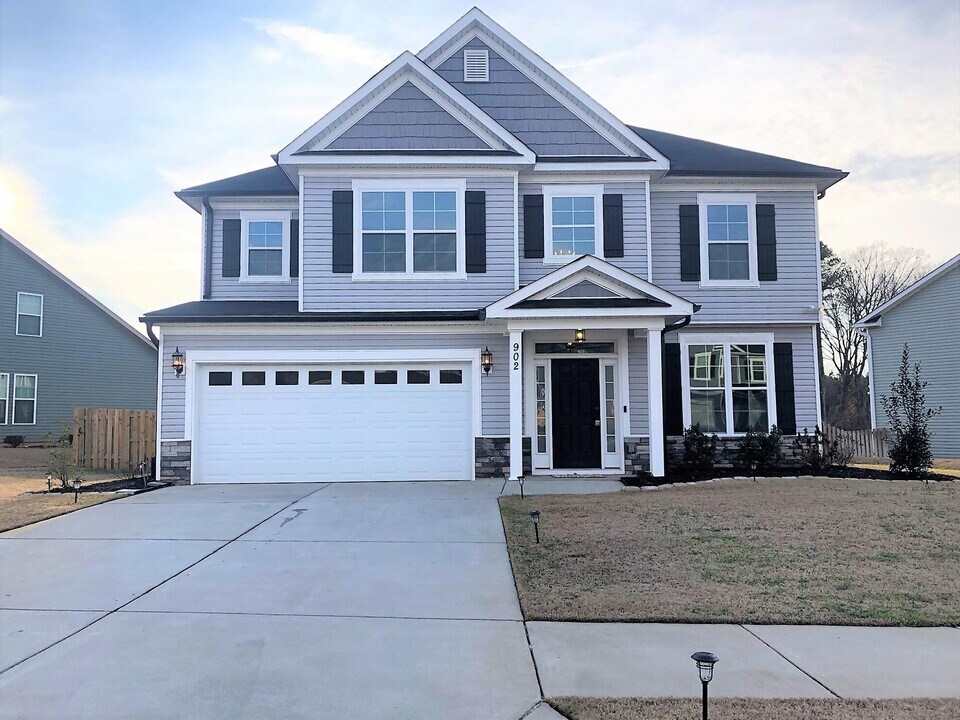 902 Chesford Dr in Grovetown, GA - Building Photo