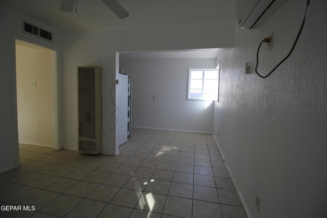 3900 Flory Ave, Unit 5 in El Paso, TX - Building Photo - Building Photo