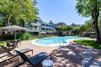 Avana Eldridge in Houston, TX - Foto de edificio - Building Photo