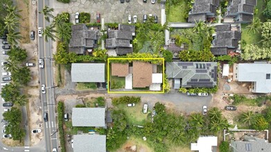 437 Kawailoa Rd in Kailua, HI - Building Photo - Building Photo