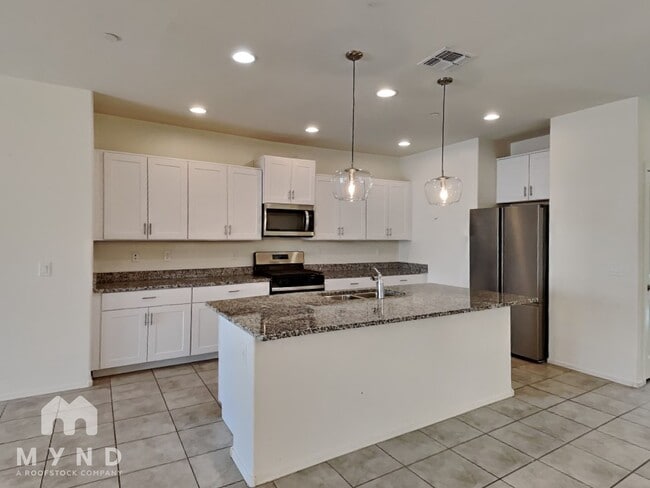 13057 N Loralei Dr in Marana, AZ - Building Photo - Building Photo