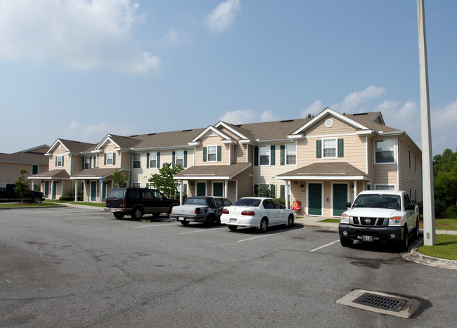 Bradley Pointe in Savannah, GA - Foto de edificio - Building Photo