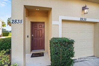 2835 Oakwater Dr in Kissimmee, FL - Building Photo - Building Photo