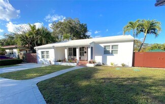 951 NE 116th St in Biscayne Park, FL - Building Photo