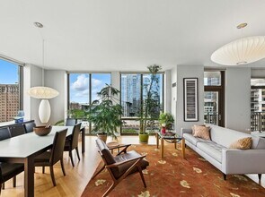 1335 S Prairie Ave in Chicago, IL - Building Photo - Building Photo