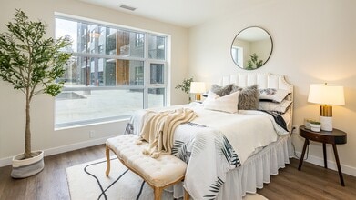 Aria Serene Living in London, ON - Building Photo - Building Photo