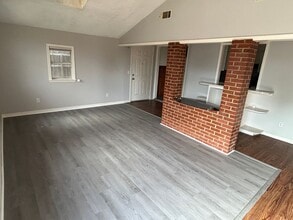 5 E Victoria St in Tulsa, OK - Building Photo - Building Photo