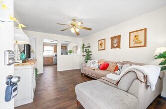 1017 Bush Ave in Oak Grove, KY - Building Photo - Building Photo