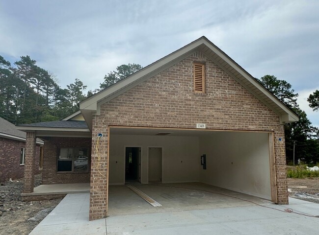 13410 Teton Dr in Little Rock, AR - Building Photo - Building Photo