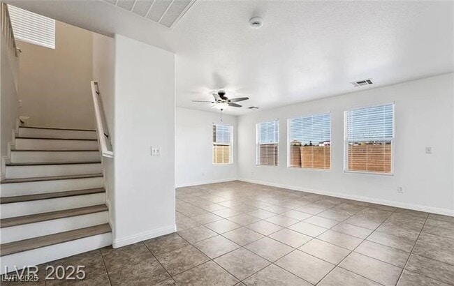 4650 Chino Peak Ct in Las Vegas, NV - Building Photo - Building Photo