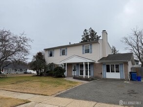 30 Forest Park Terrace in Monroe Township, NJ - Building Photo - Building Photo