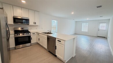 21305 Carosella Dr in New Caney, TX - Building Photo - Building Photo