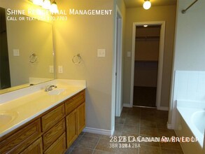 2813 W Canadian River Loop in Killeen, TX - Building Photo - Building Photo