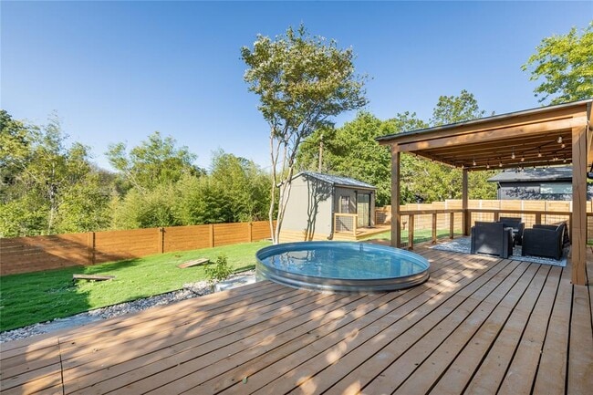 2405 Trafalgar Dr in Austin, TX - Building Photo - Building Photo