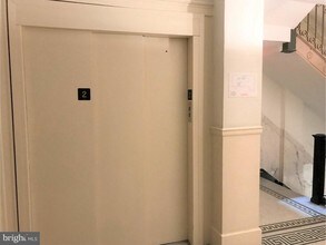 2201 Chestnut St-Unit -404 in Philadelphia, PA - Building Photo - Building Photo