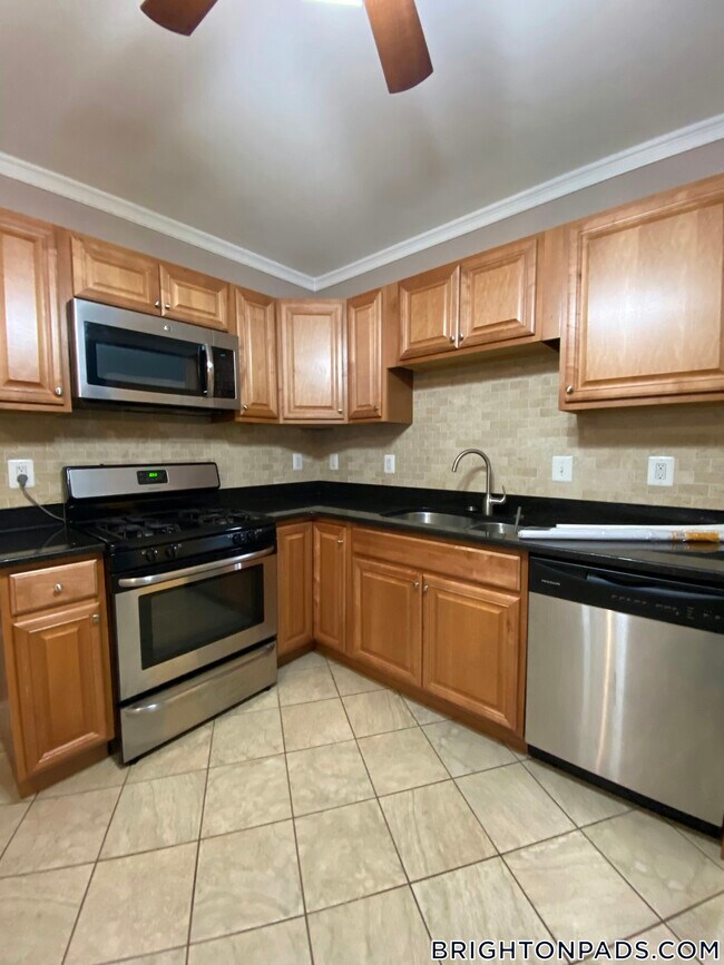 38 Turner St in Boston, MA - Building Photo - Building Photo