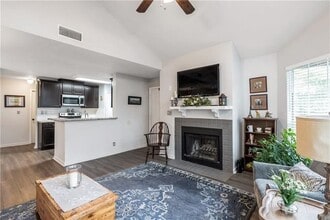 509 Cypress Pointe St in Alpharetta, GA - Building Photo - Building Photo