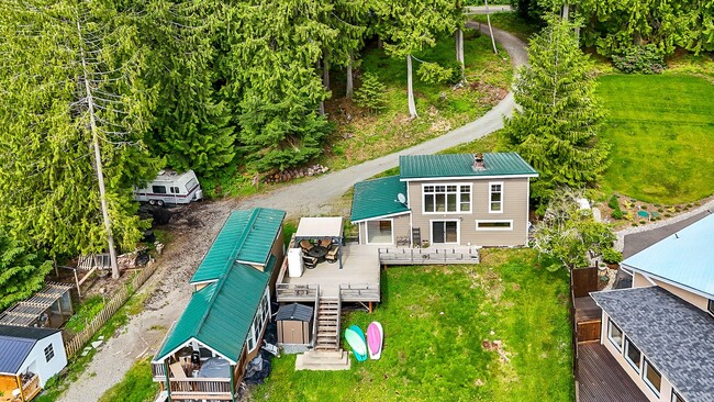 1103 SW Lake Roesiger Rd in Snohomish, WA - Building Photo - Building Photo